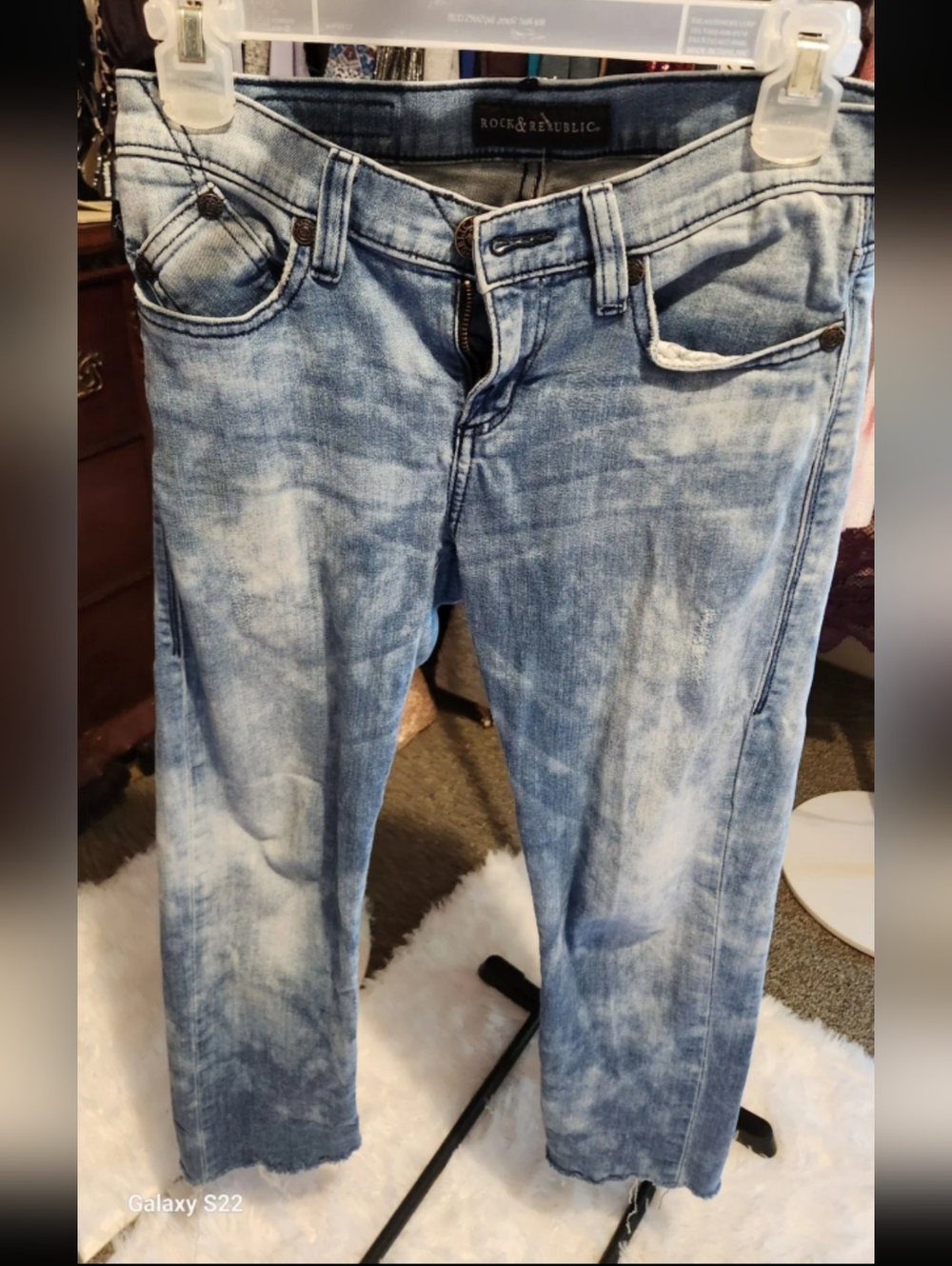 PRELOVED Rock & Republic SIZE 2 Blue Acid-Wash Cropped Jeans